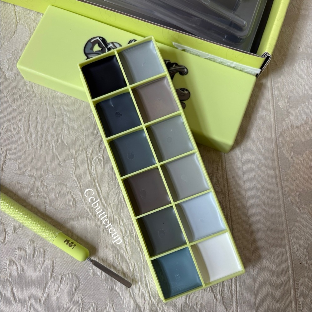 Made by Mitchell Colour Case Paints Eyeshadow Face Palette in Energetics BNIB